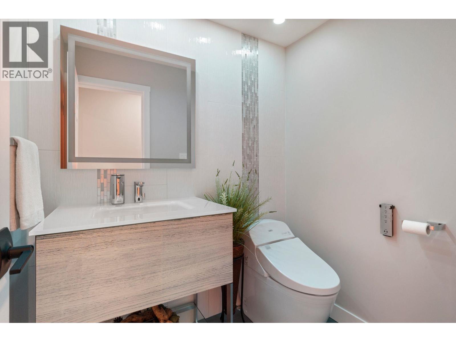 4778 Meadfeild Court, West Vancouver, British Columbia  V7W 2Y3 - Photo 22 - R3121279