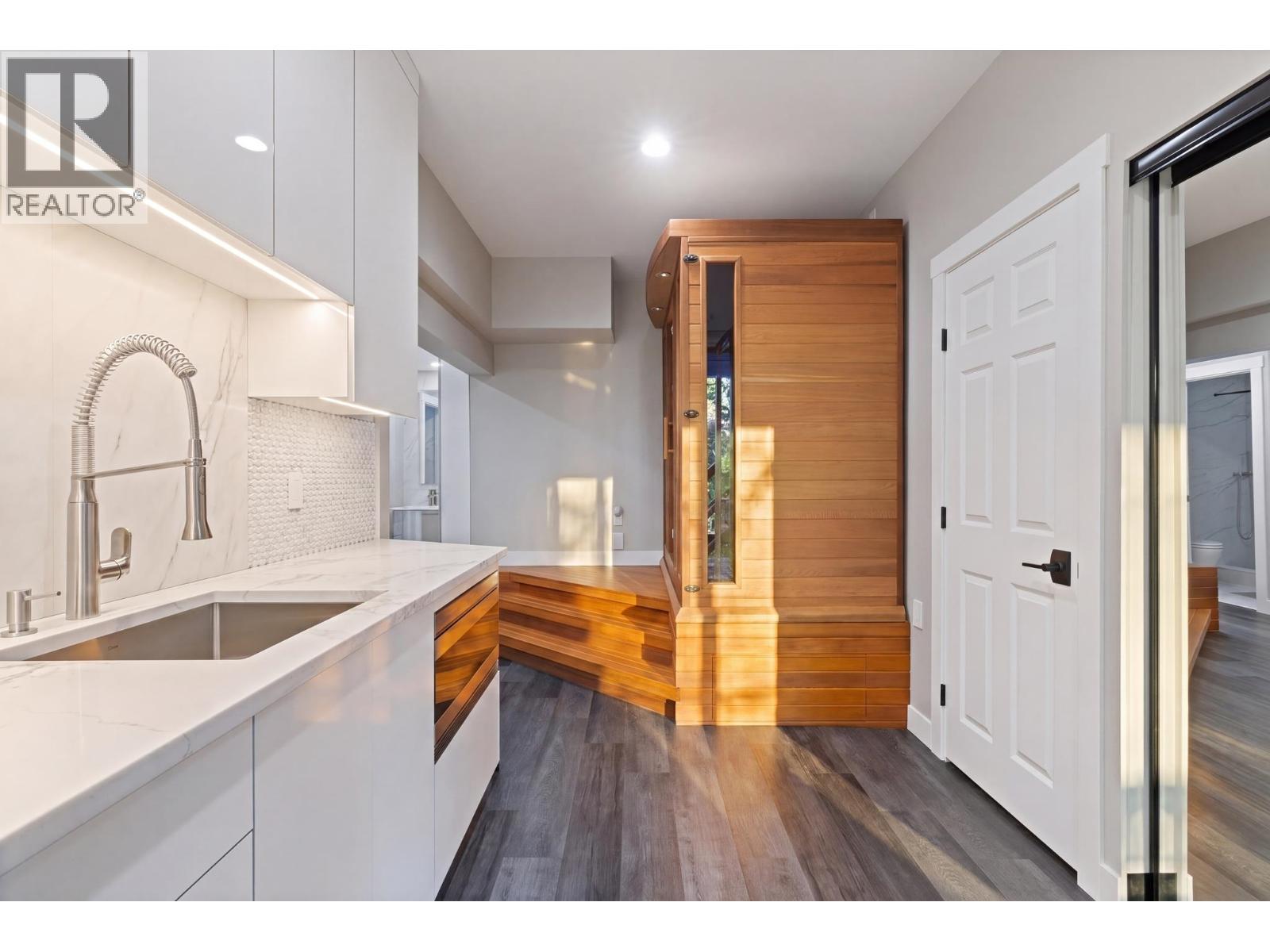 4778 Meadfeild Court, West Vancouver, British Columbia  V7W 2Y3 - Photo 28 - R3121279