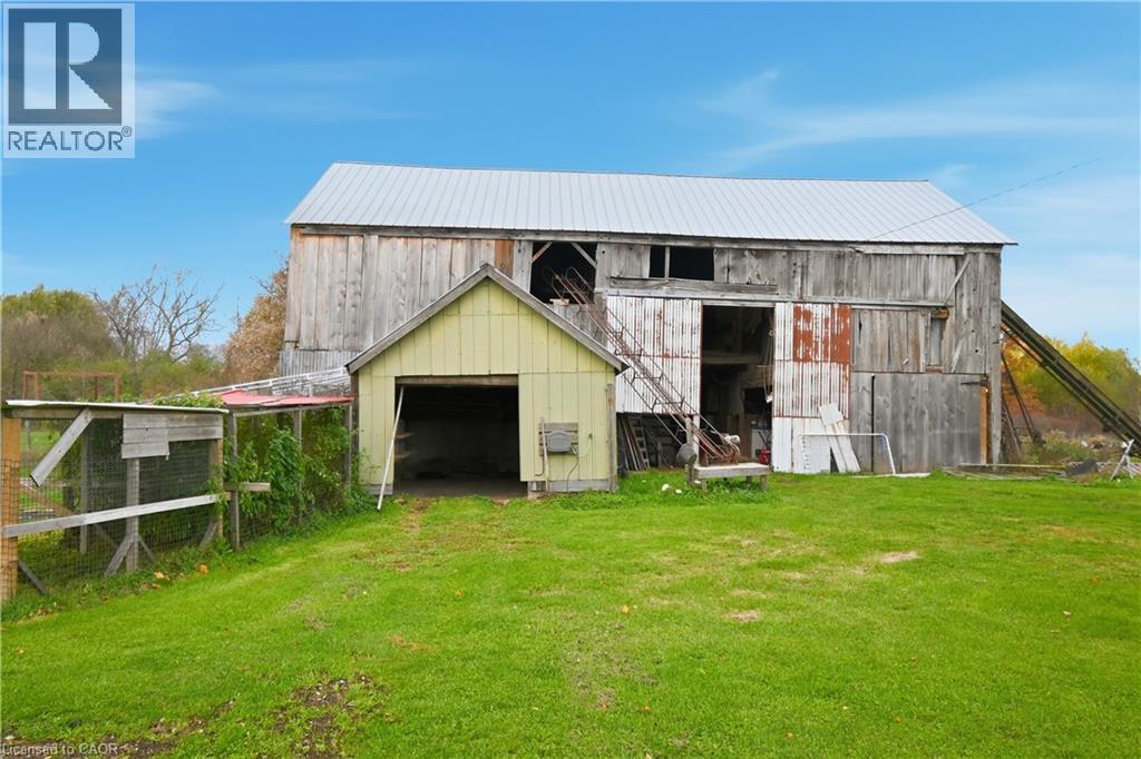9043 Ridge Road, Niagara Falls, Ontario  L3B 5N7 - Photo 47 - 40828280