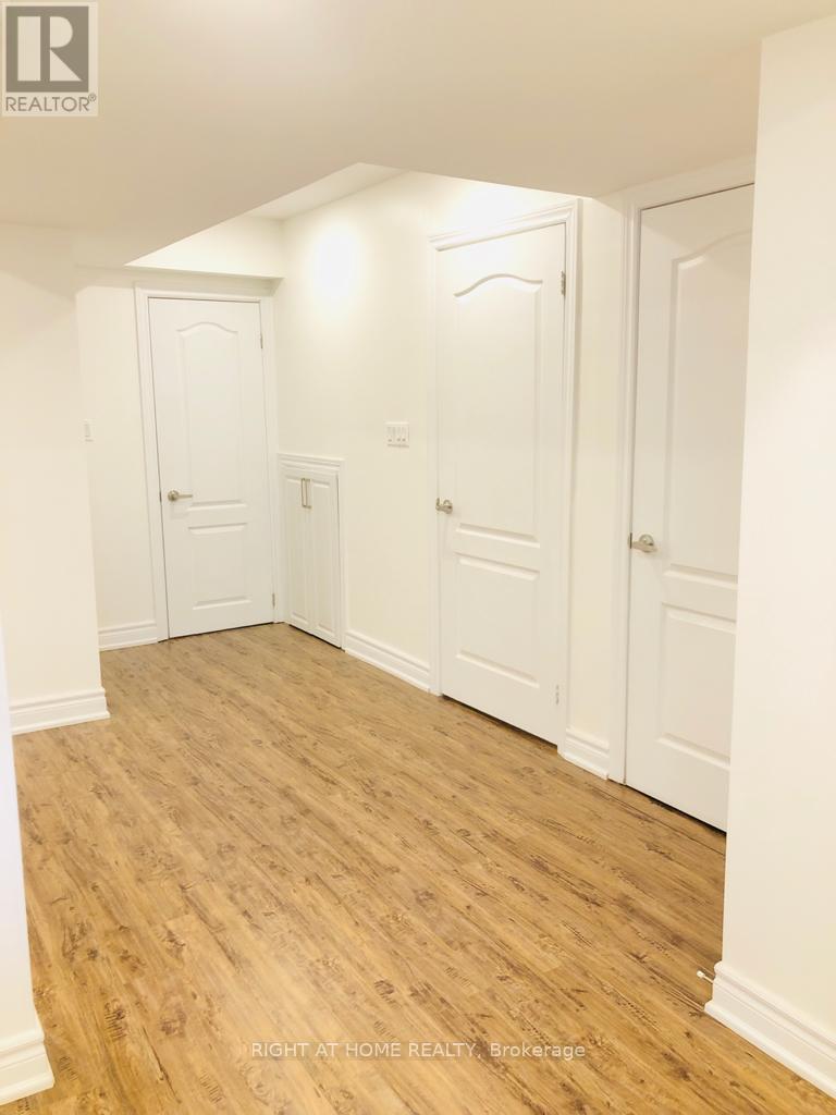 20 Flatfield Terrace, Toronto, Ontario  M1B 6B9 - Photo 4 - E13099294