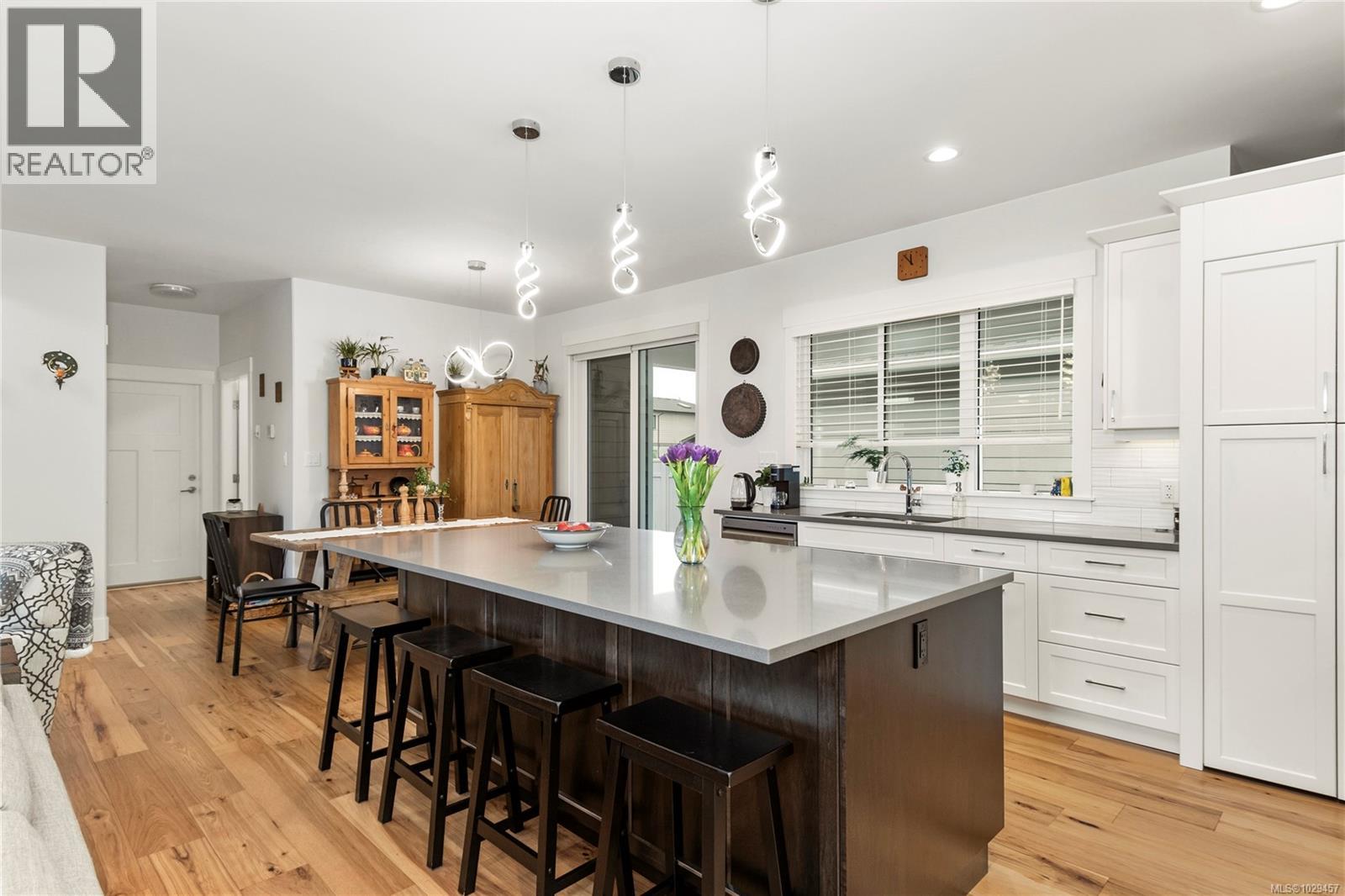 727 Sitka St, Campbell River, British Columbia  V9H 0E6 - Photo 11 - 1029457