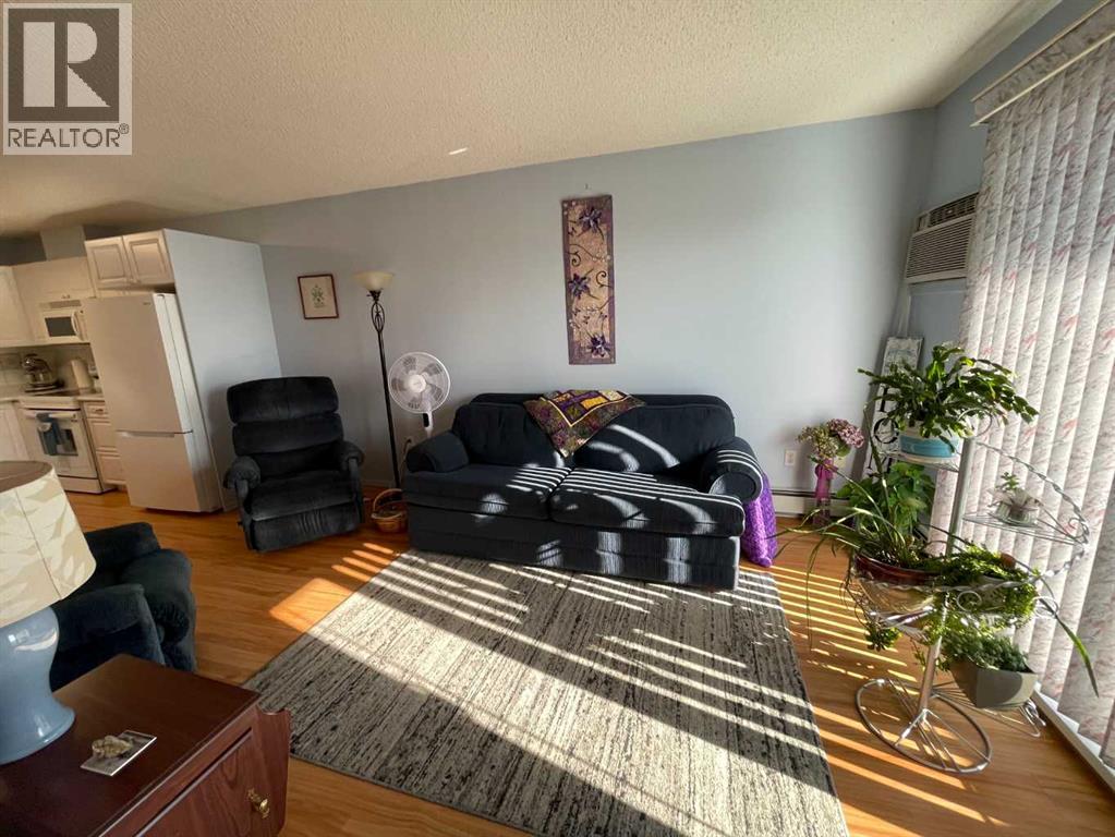 405, 1881 17 Street, Didsbury, Alberta  T0M 0W0 - Photo 11 - A2271728