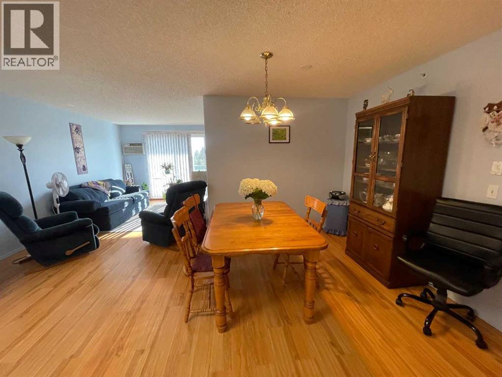 405, 1881 17 Street, Didsbury, Alberta  T0M 0W0 - Photo 7 - A2271728