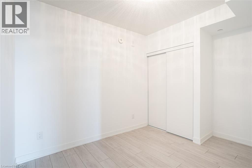 3210 Dakota Common Unit# A320, Burlington, Ontario  L7M 2A8 - Photo 11 - 40828112