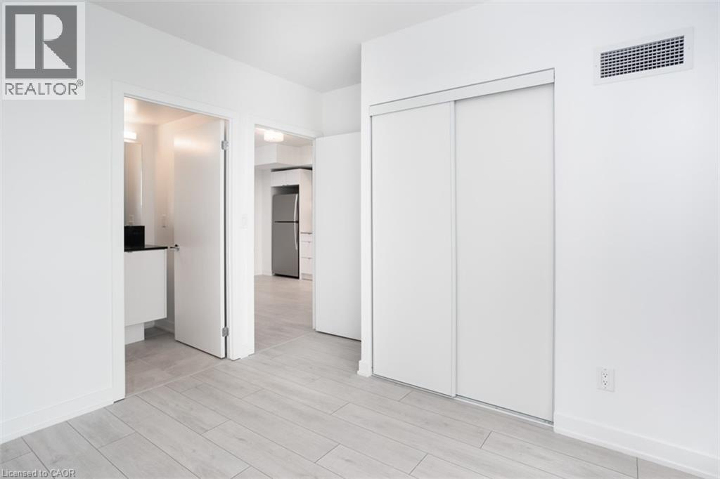 3210 Dakota Common Unit# A320, Burlington, Ontario  L7M 2A8 - Photo 17 - 40828112