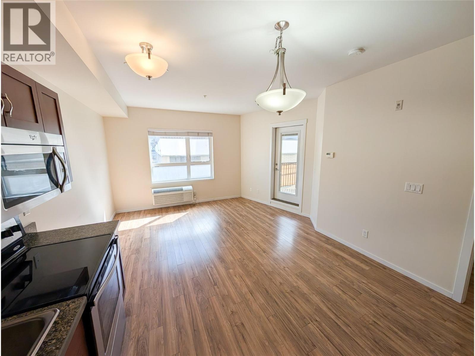429 ST PAUL Street Unit# 209 Kamloops Photo 3