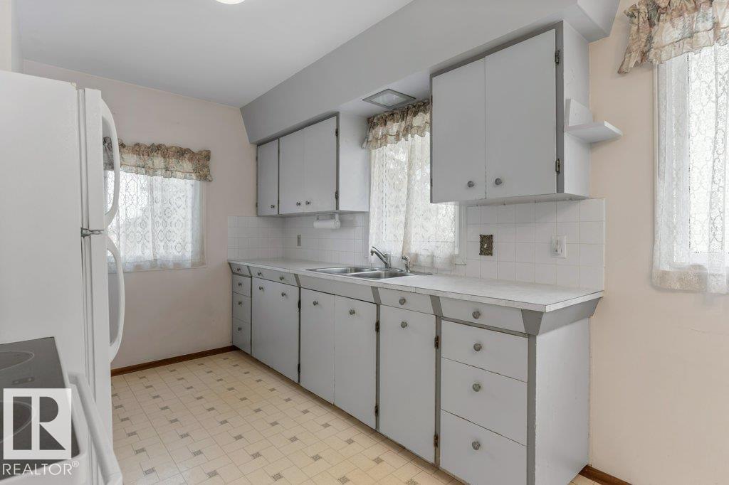 14 St Vital Av, St. Albert, Alberta  T8N 1K5 - Photo 10 - E4486584
