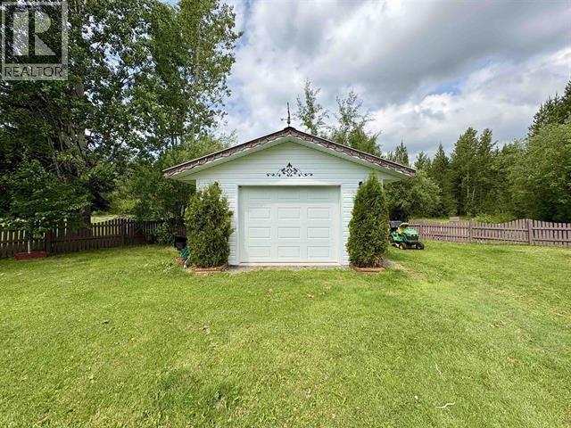 5790 Buckhorn Lake Road, Prince George, British Columbia  V2N 6B2 - Photo 3 - R3121265