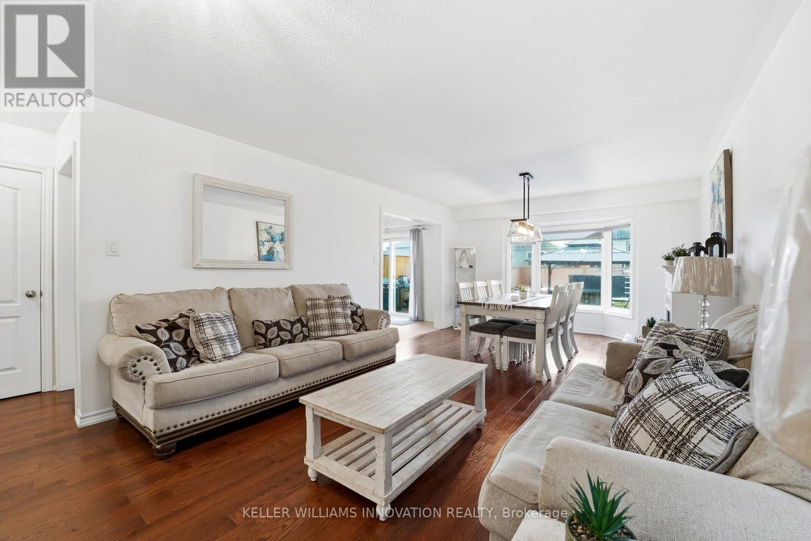 420 Armstrong Street W, North Perth, Ontario  N4W 0E6 - Photo 3 - X13018708
