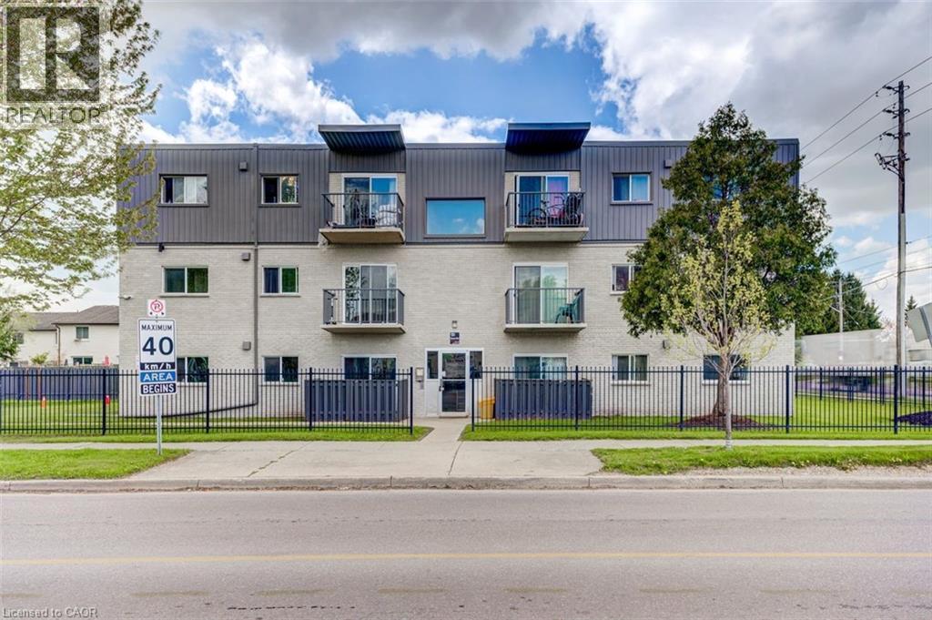 151 Marconi Boulevard Unit# 1, London, Ontario  N5V 1A6 - Photo 2 - 40825483