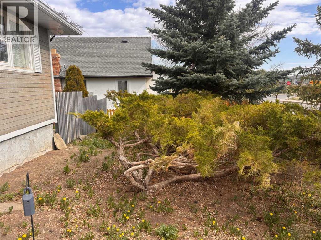 1238 8 Street N, Lethbridge, Alberta  T1H 1Z4 - Photo 28 - A2309017