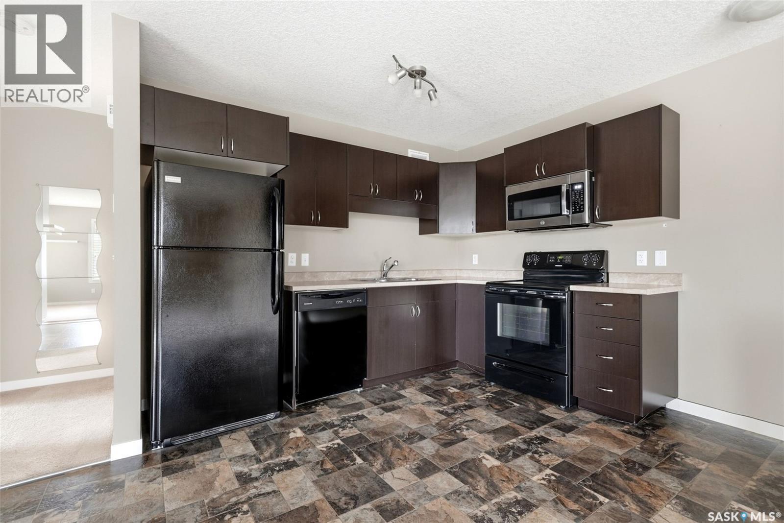 102 5052 James Hill Road, Regina, Saskatchewan  S4W 0B9 - Photo 8 - SK035371