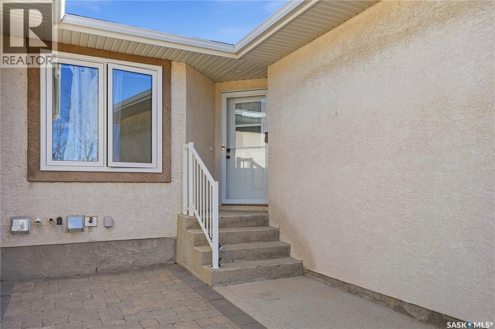 19 4101 Preston Crescent, Regina, Saskatchewan  S4X 0G3 - Photo 2 - SK035279