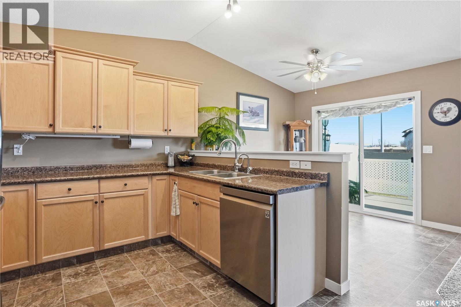 19 4101 Preston Crescent, Regina, Saskatchewan  S4X 0G3 - Photo 6 - SK035279
