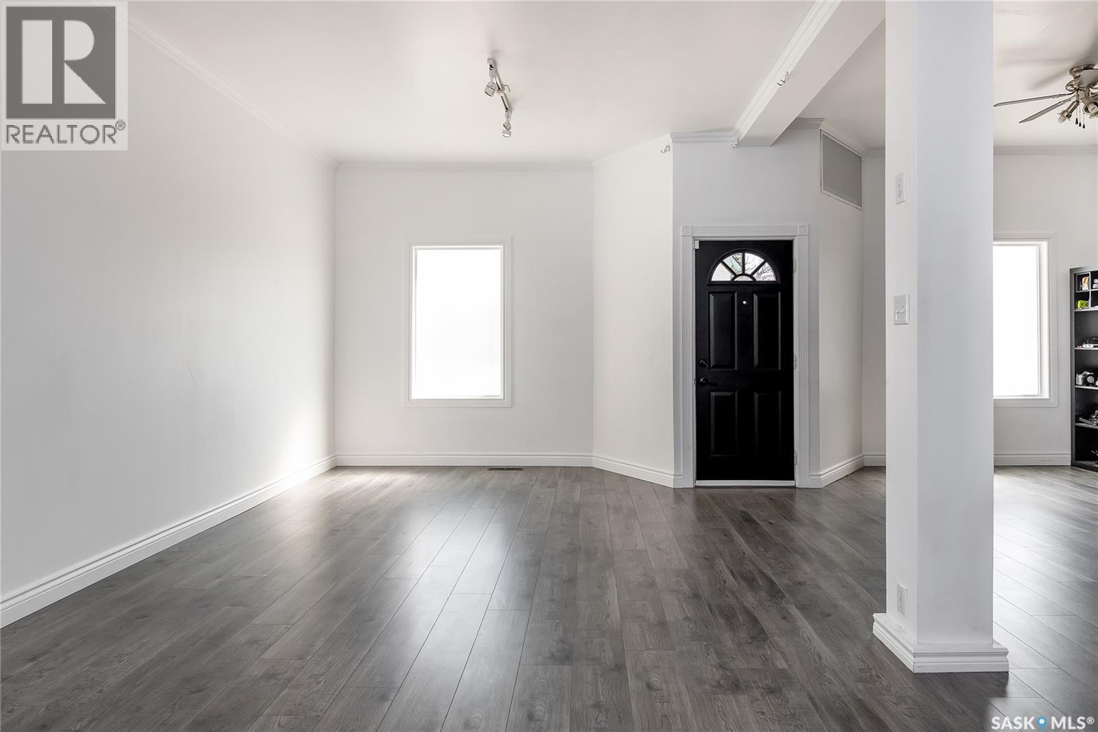311 F Avenue S, Saskatoon, Saskatchewan  S7M 1T7 - Photo 6 - SK035274