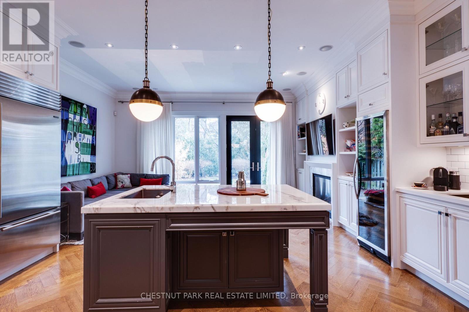 11 Admiral Road, Toronto, Ontario  M5R 2L4 - Photo 17 - C13102974