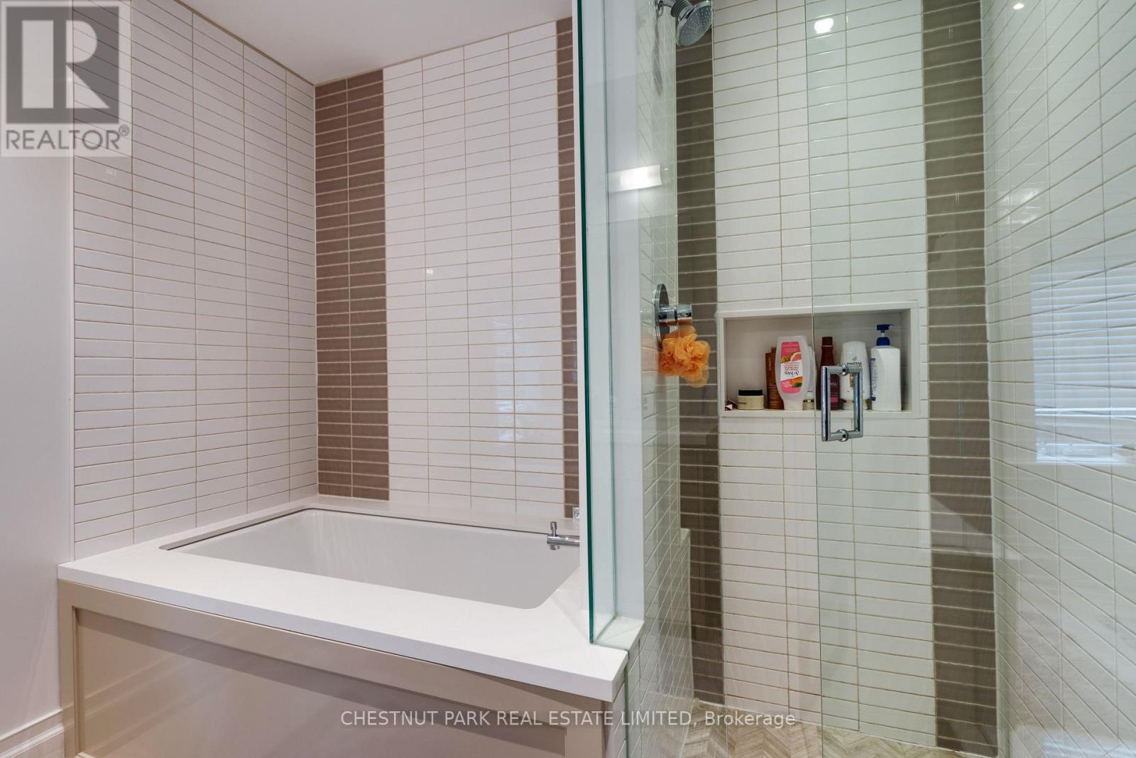11 Admiral Road, Toronto, Ontario  M5R 2L4 - Photo 32 - C13102974