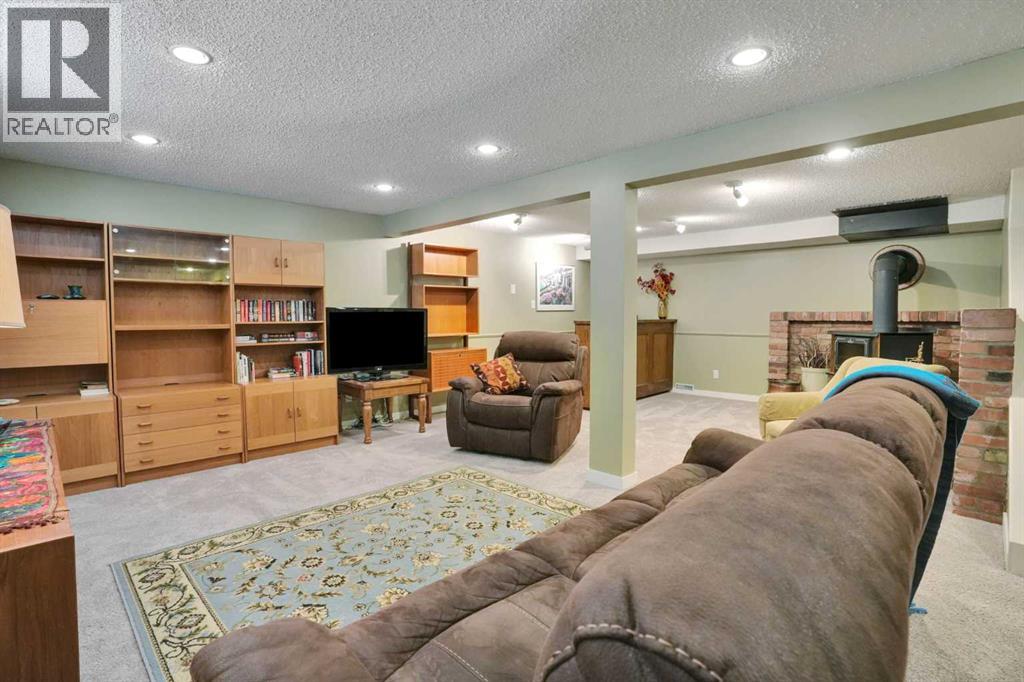 228 Dovercrest Place SE, Calgary, Alberta  t2b 1y5 - Photo 24 - A2309195