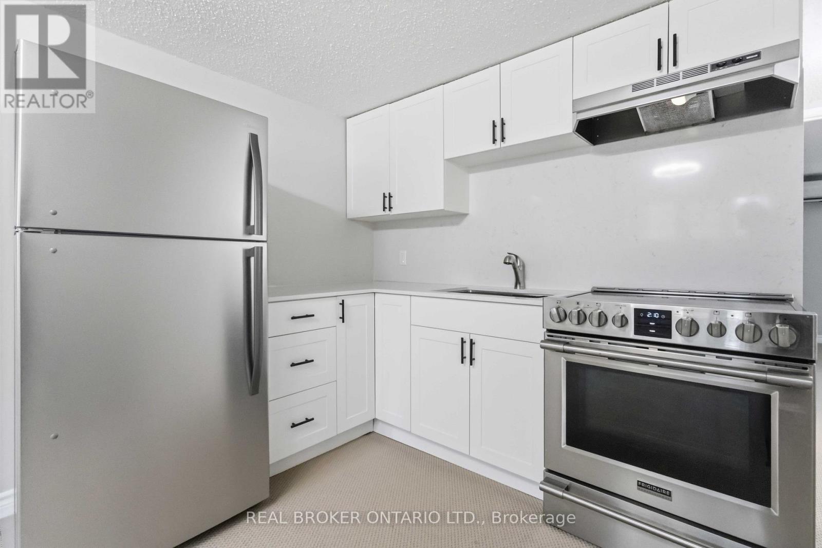 Basement - 1306 Valley Drive, Oshawa, Ontario  L1J 7J7 - Photo 7 - E13102896