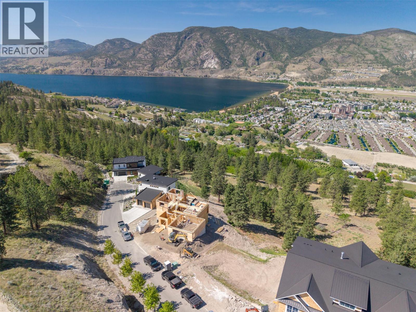 3331 Evergreen Drive Unit# 114, Penticton, British Columbia  V2A 9A9 - Photo 2 - 10386698