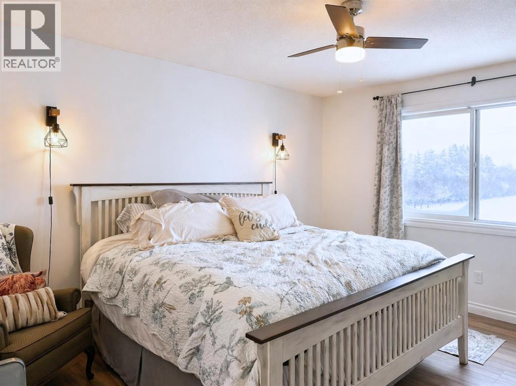 512 Highland Close, Strathmore, Alberta  T1P 1A5 - Photo 19 - A2309079