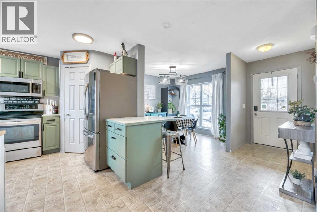 512 Highland Close, Strathmore, Alberta  T1P 1A5 - Photo 8 - A2309079