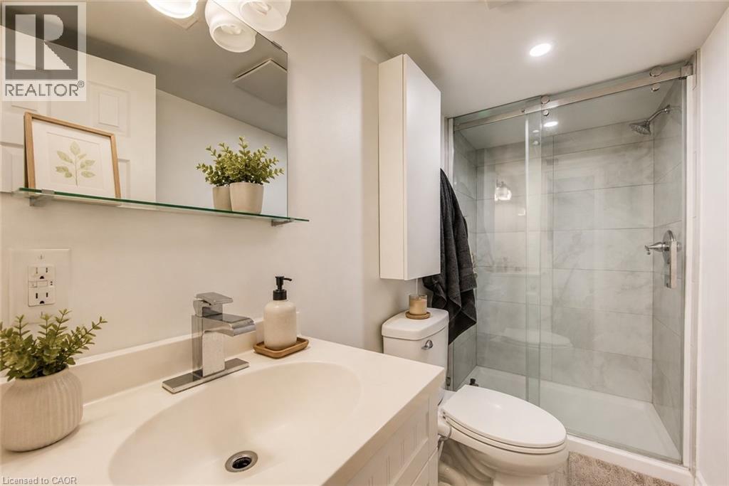 284 Westcourt Place, Waterloo, Ontario  N2L 2R7 - Photo 26 - 40827930