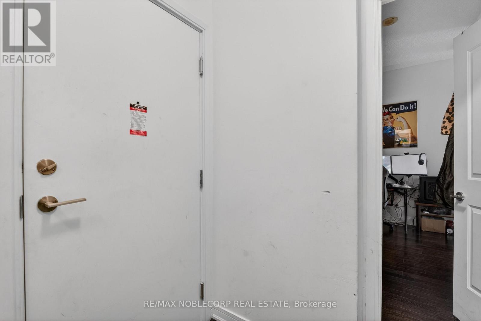 102se - 9199 Yonge Street N, Richmond Hill (Langstaff), Ontario  L4C 1H7 - Photo 8 - N13102938