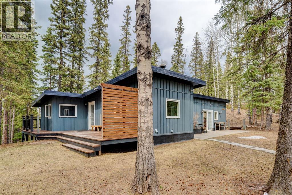 84 Burney, Bragg Creek, Alberta  T0L 0C5 - Photo 45 - A2309483