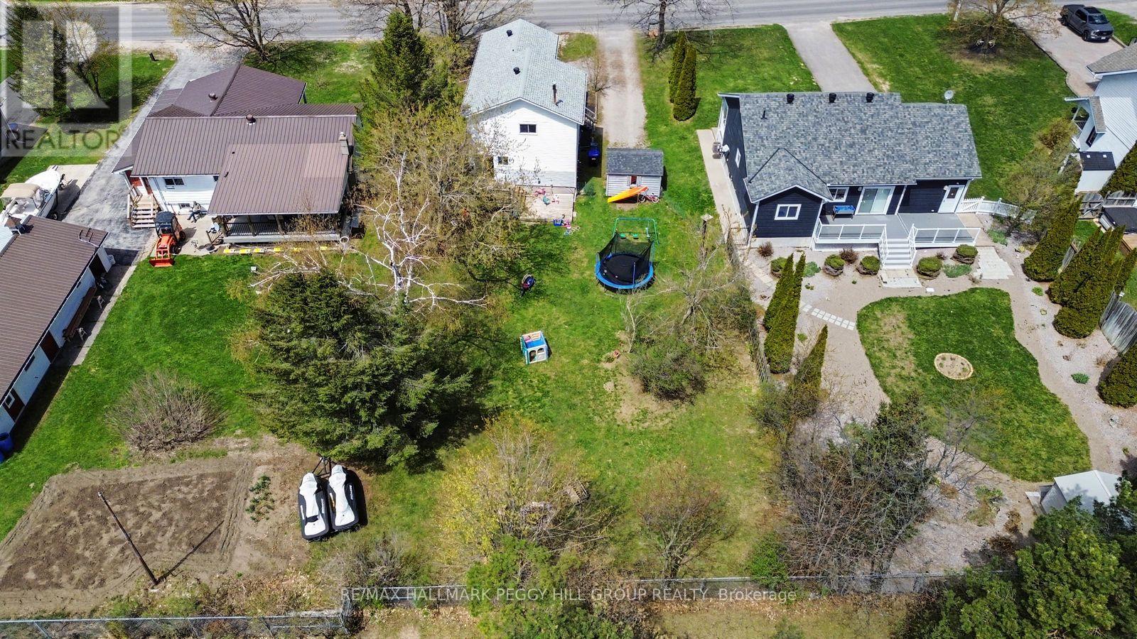 2 - 126 Robert Street E, Penetanguishene, Ontario  L9M 1J2 - Photo 16 - S13102884