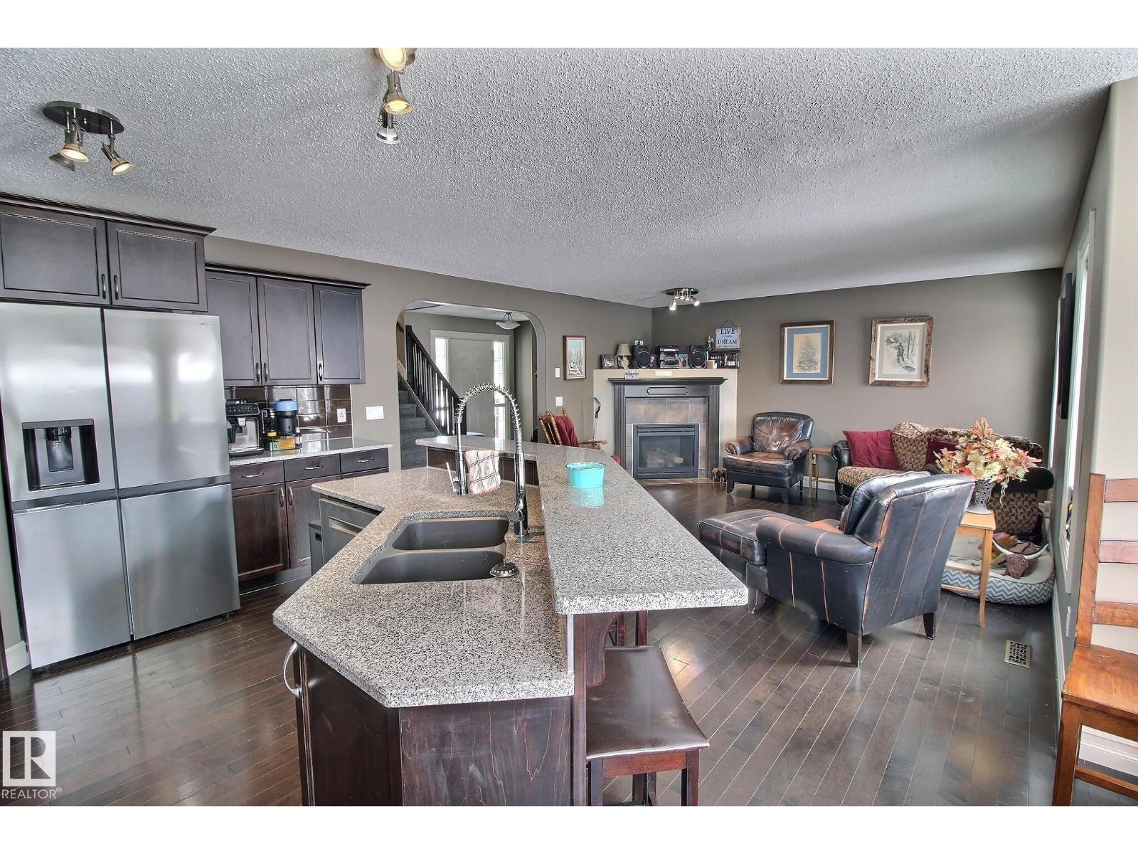 1212 Westerra Cr, Stony Plain, Alberta  T7Z 0B2 - Photo 4 - E4480337