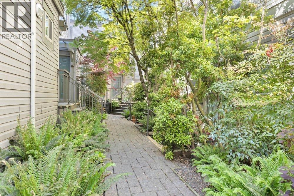 26 2375 W Broadway, Vancouver, British Columbia  V6K 2E6 - Photo 33 - R3120579