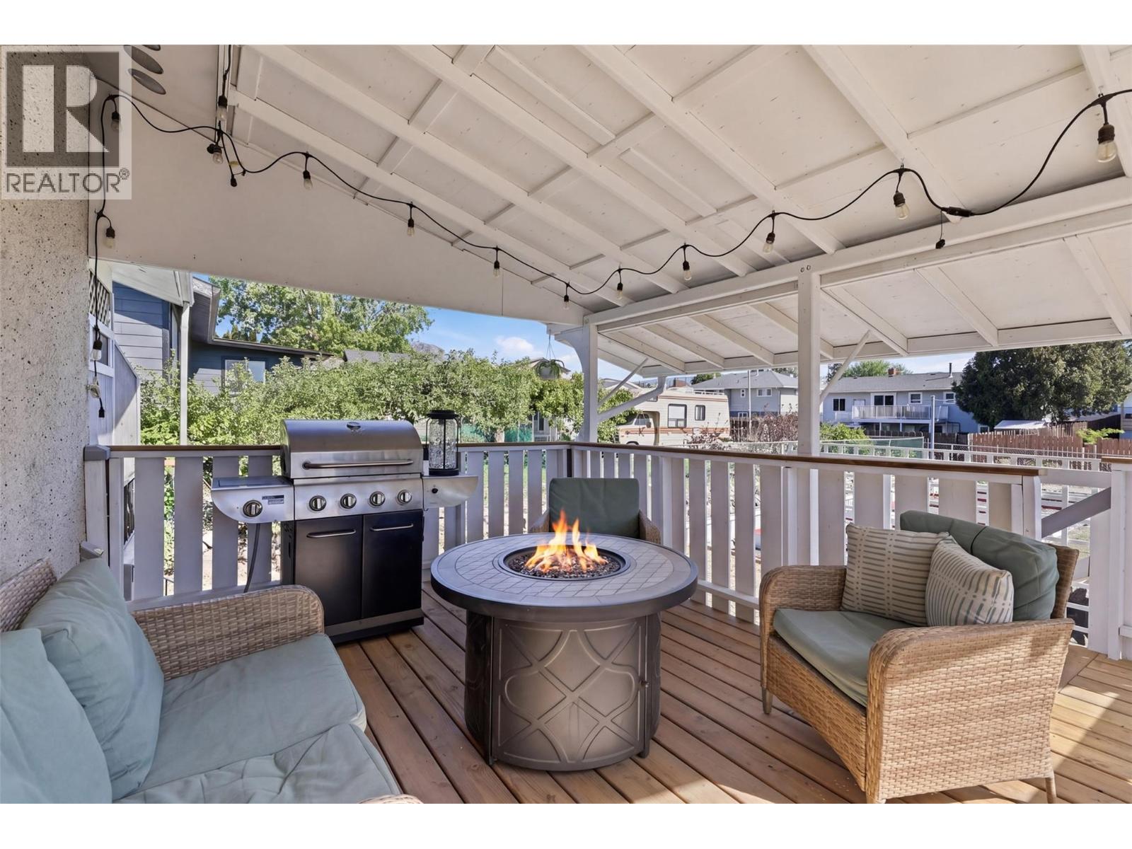 881 Pembroke Avenue, Kamloops, British Columbia  V2B 1Z2 - Photo 4 - 10386221