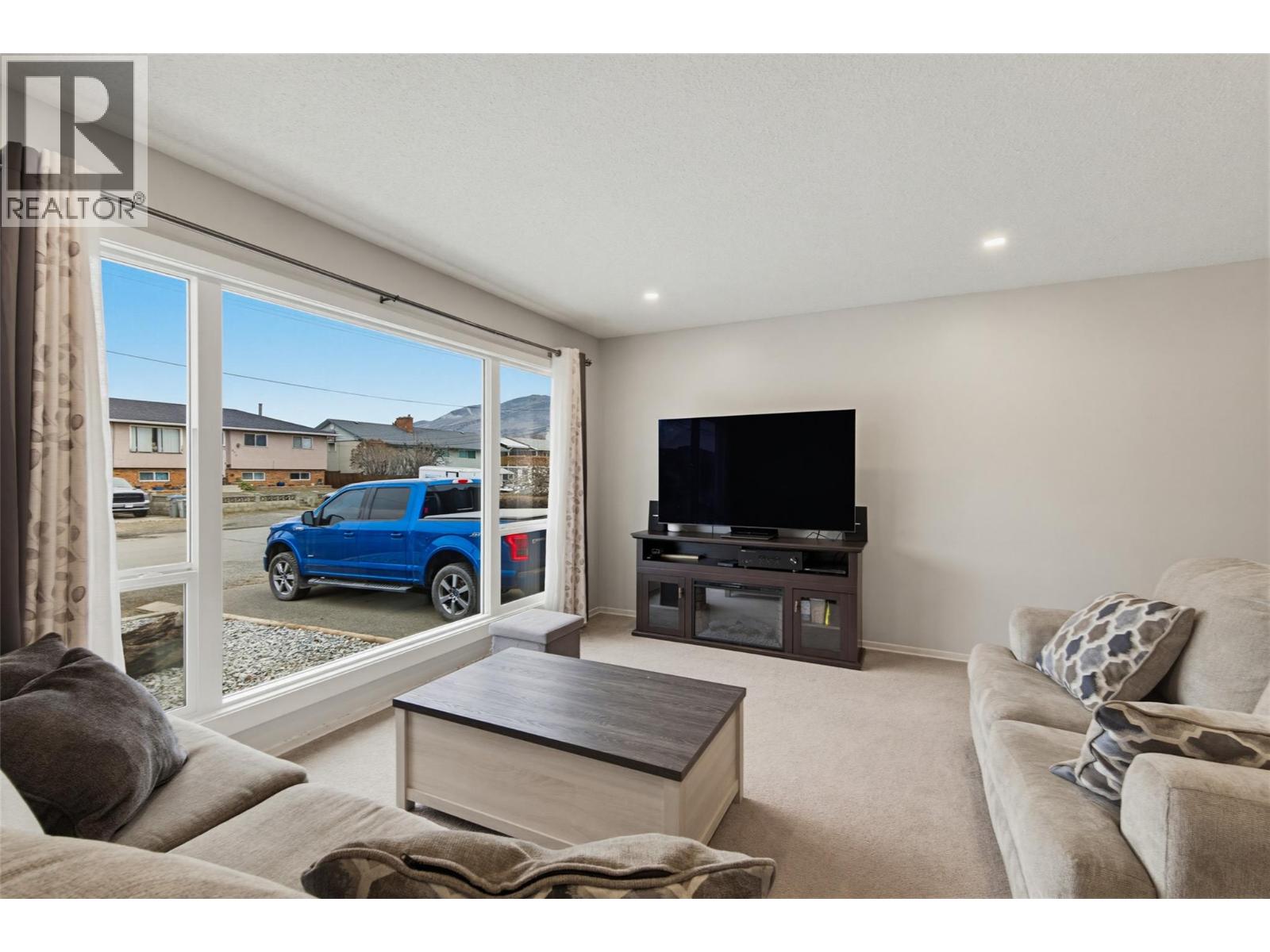 881 Pembroke Avenue, Kamloops, British Columbia  V2B 1Z2 - Photo 6 - 10386221