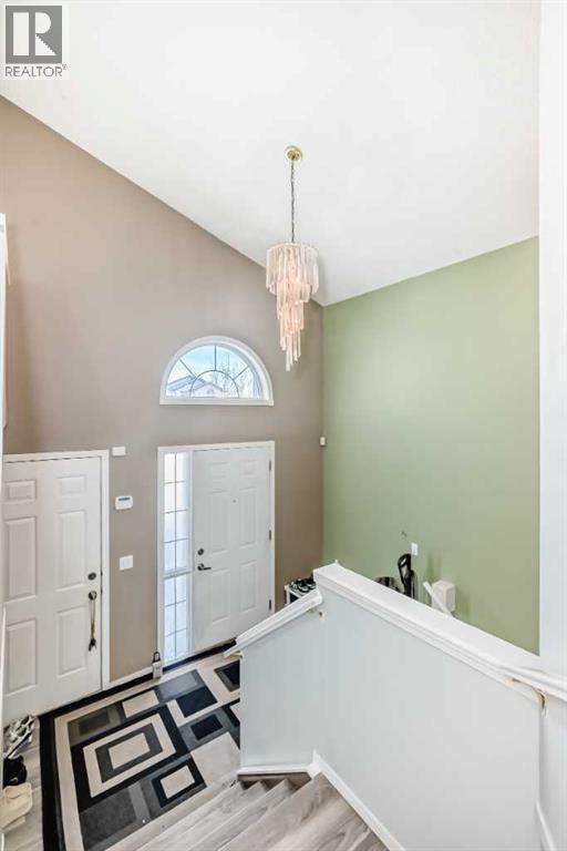 22 Applestone Park Se, Calgary, Alberta  T2A 7S4 - Photo 2 - A2301004
