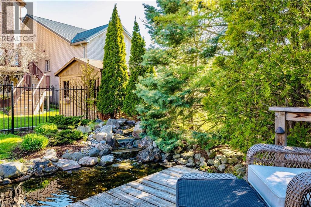 29 Gaines Avenue, Dundas, Ontario  L9H 7M4 - Photo 41 - 40827139