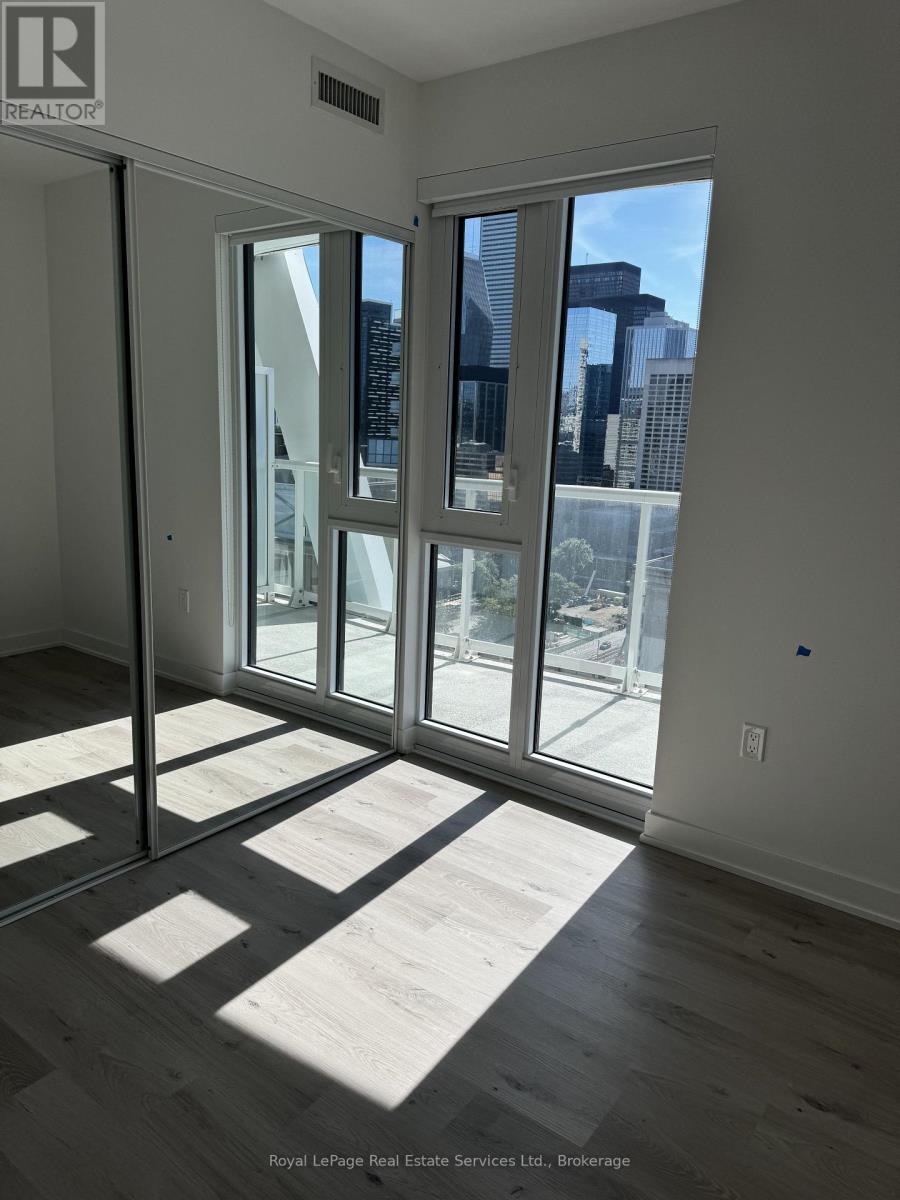 1814 - 230 Simcoe Street, Toronto, Ontario  M5T 1T4 - Photo 12 - C13103160