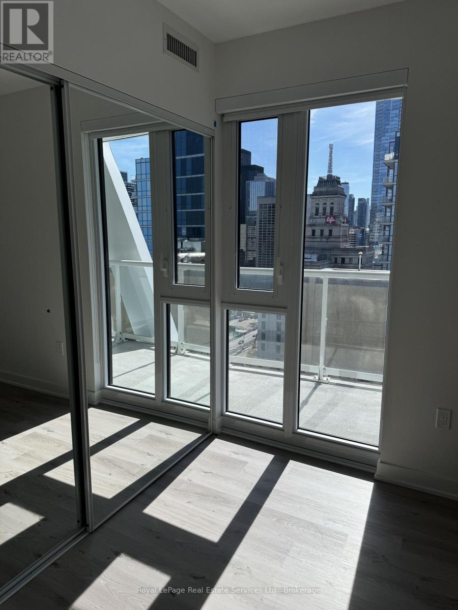 1814 - 230 Simcoe Street, Toronto, Ontario  M5T 1T4 - Photo 13 - C13103160