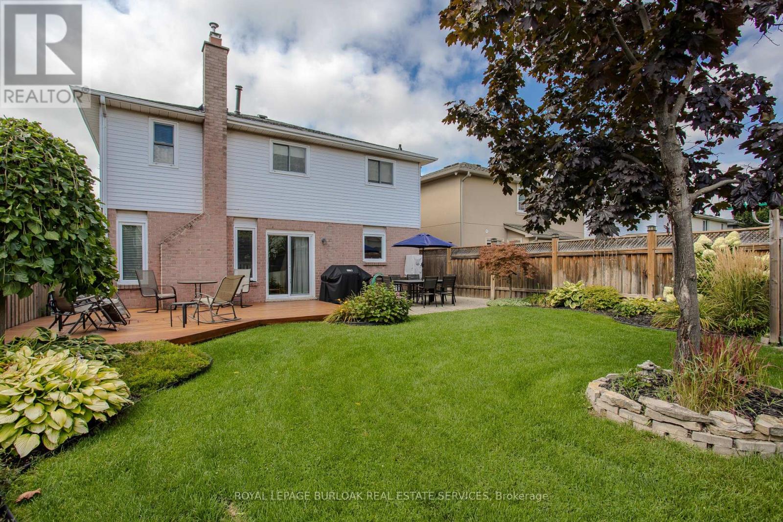 5402 Sheldon Park Drive, Burlington, Ontario  L7L 5X1 - Photo 6 - W13102870