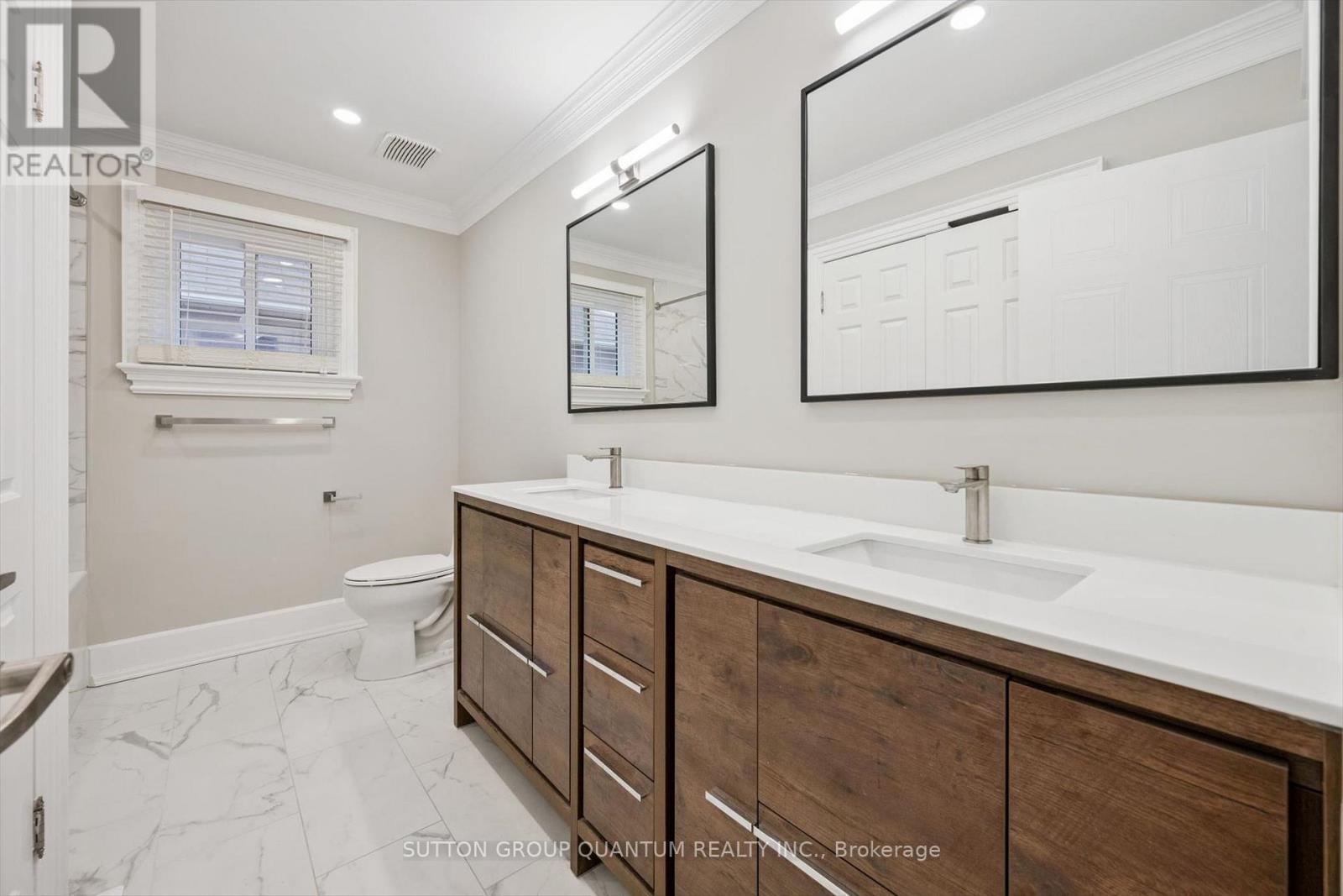 1253 Glen Valley Road, Oakville, Ontario  L6M 3K1 - Photo 24 - W13102962