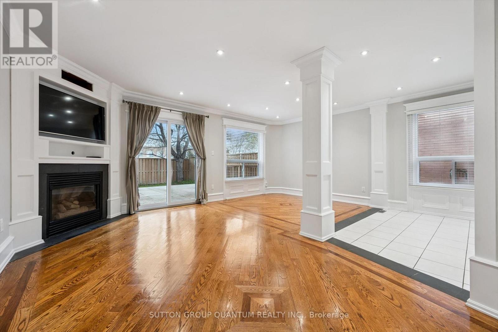 1253 Glen Valley Road, Oakville, Ontario  L6M 3K1 - Photo 6 - W13102962