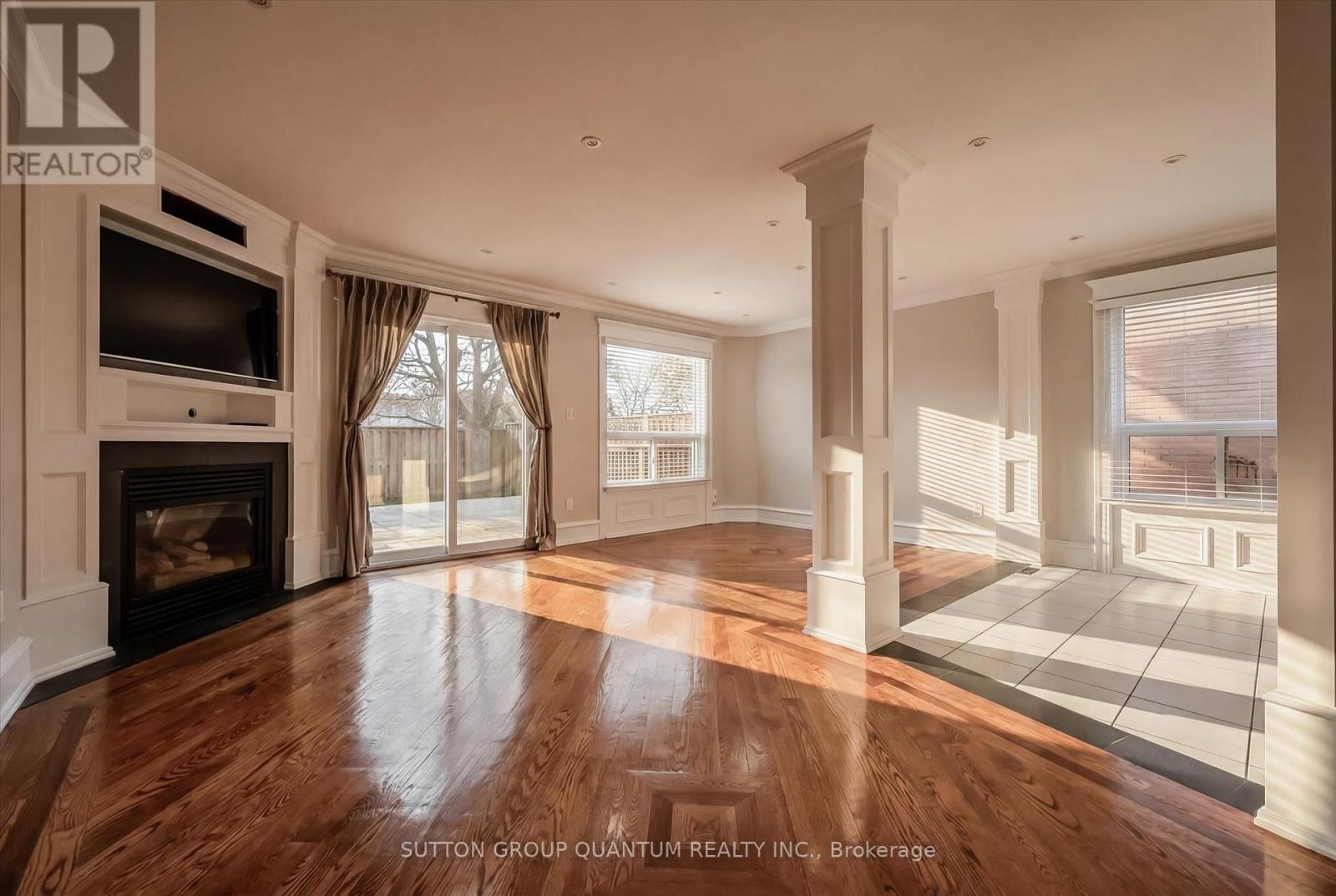 1253 Glen Valley Road, Oakville, Ontario  L6M 3K1 - Photo 7 - W13102962