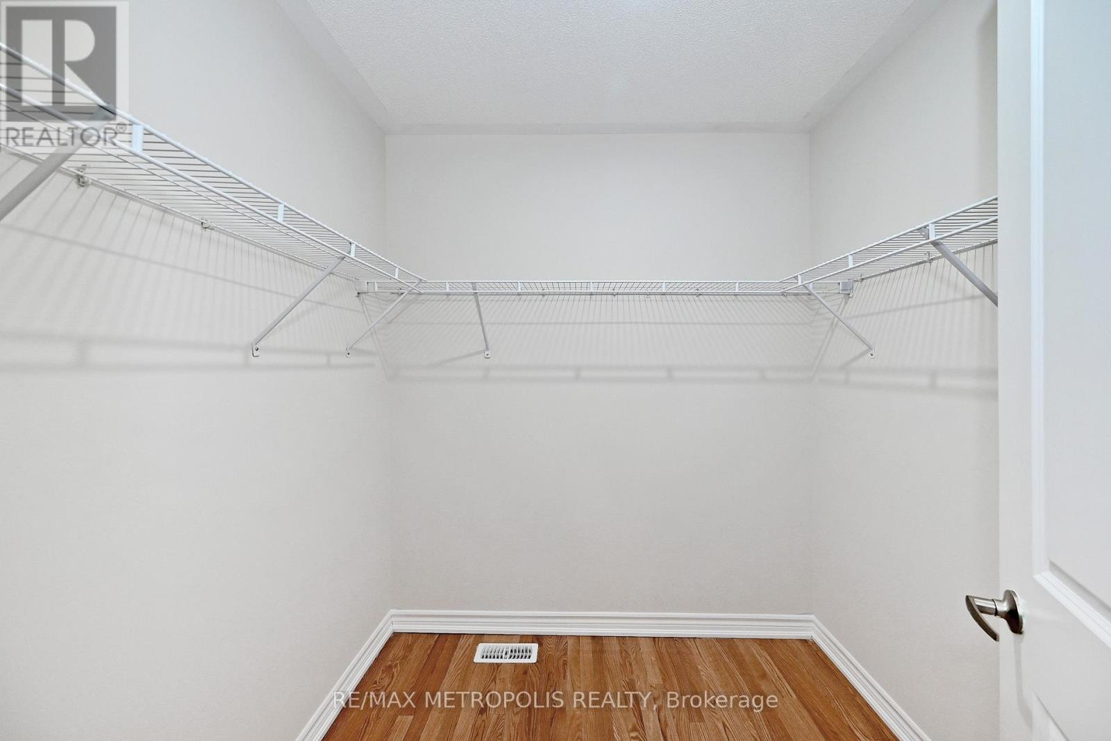 30 Wasaga Road, Brampton, Ontario  L6X 3B1 - Photo 36 - W13103002