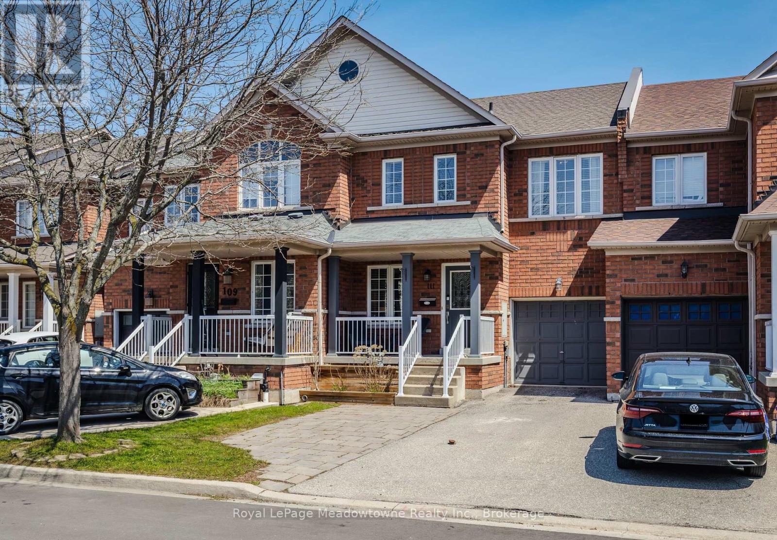 111 Waters Boulevard, Milton, Ontario  L9T 6K5 - Photo 2 - W13103236