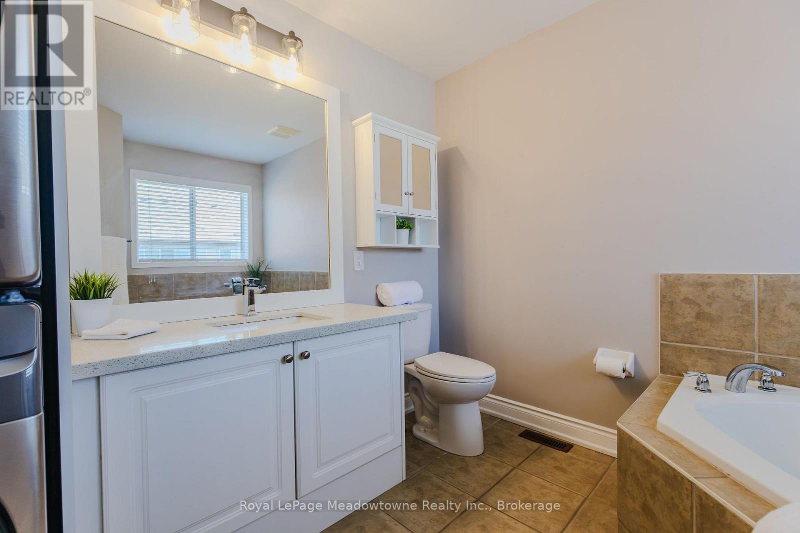 111 Waters Boulevard, Milton, Ontario  L9T 6K5 - Photo 30 - W13103236