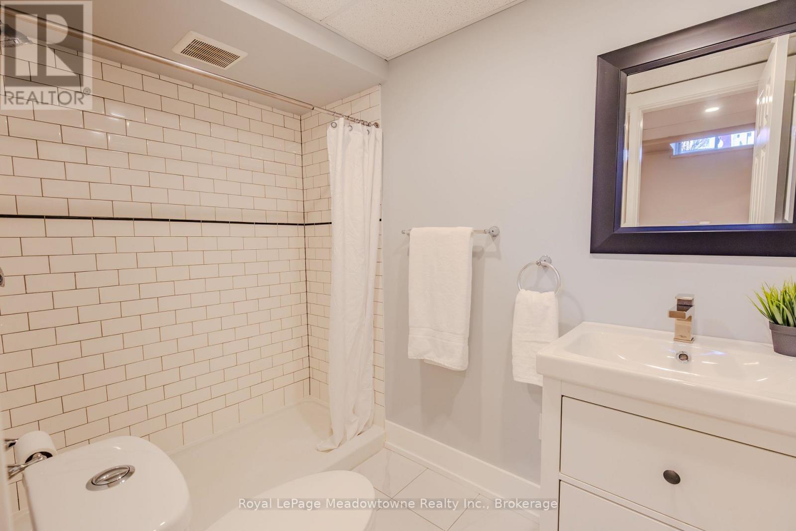 111 Waters Boulevard, Milton, Ontario  L9T 6K5 - Photo 41 - W13103236