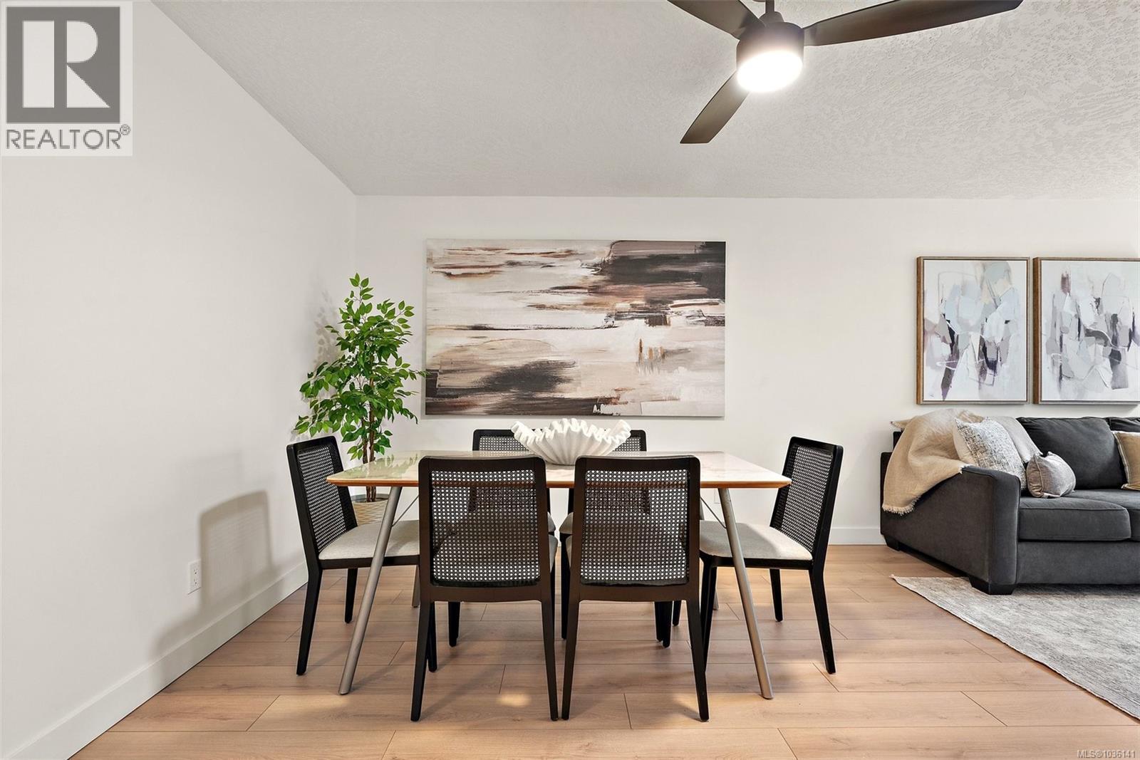 205 520 Dunedin St, Victoria, British Columbia  V8T 2L6 - Photo 3 - 1036141