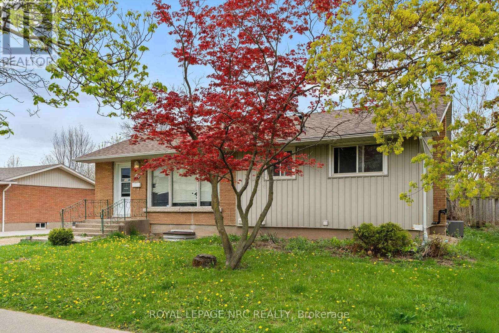 LOWER - 51 JACOBSON AVENUE, St. Catharines, Ontario
