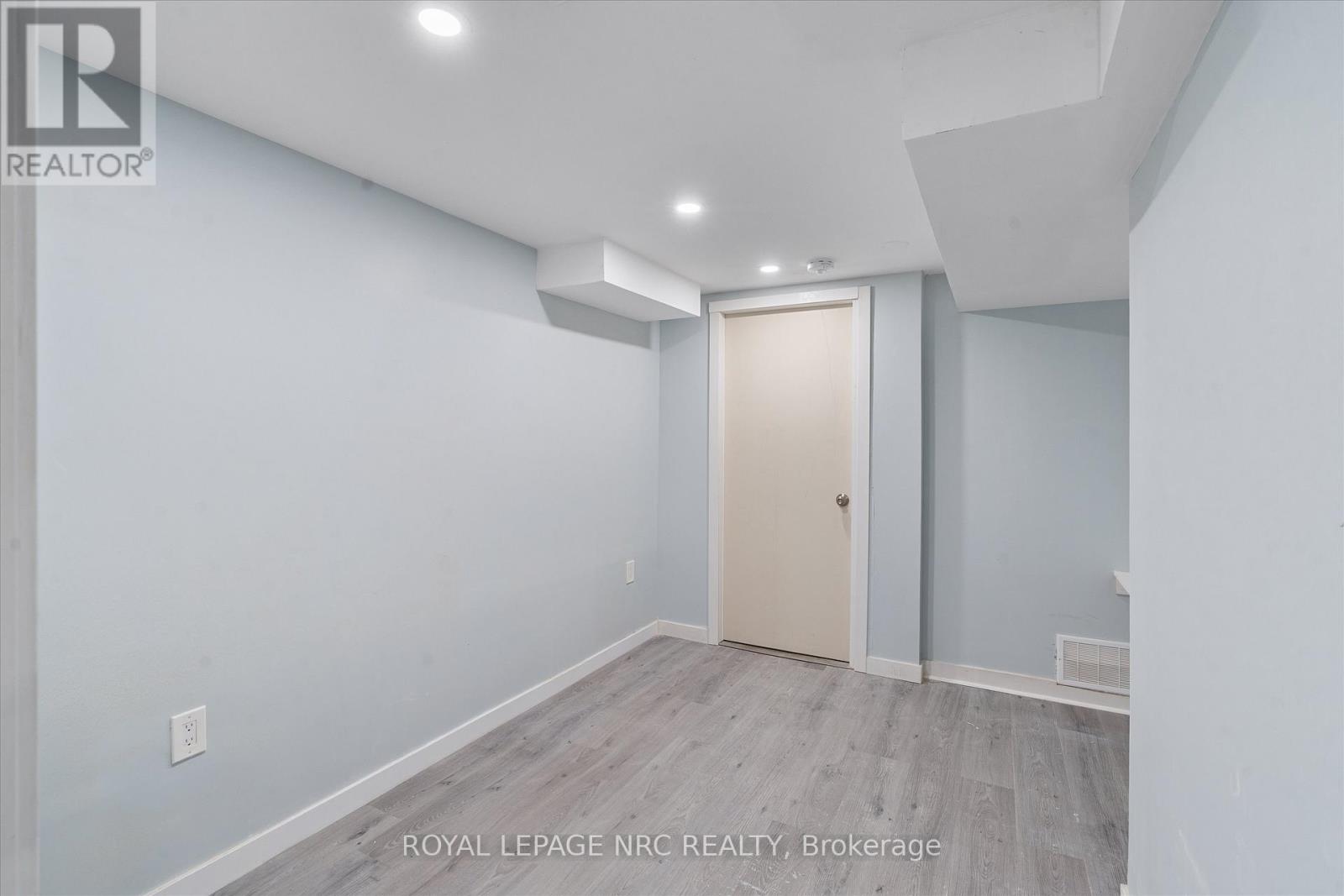 Lower - 51 Jacobson Avenue, St. Catharines, Ontario  L2T 3A1 - Photo 14 - X13102866
