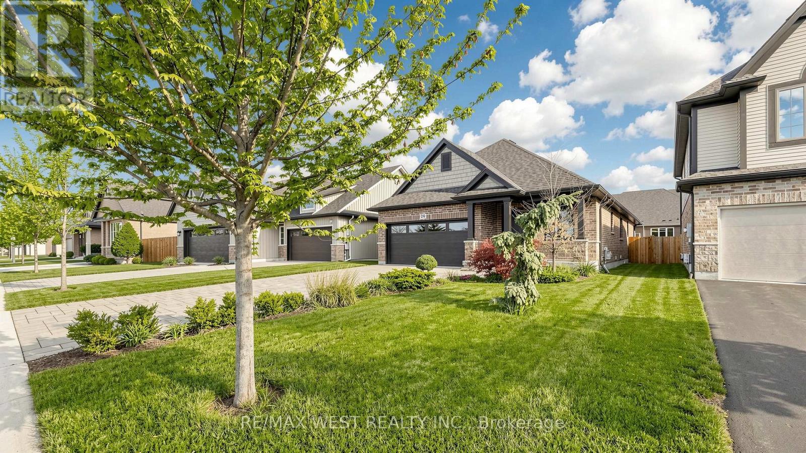 20 Secord Street, Thorold, Ontario  L2V 0E9 - Photo 3 - X13102914